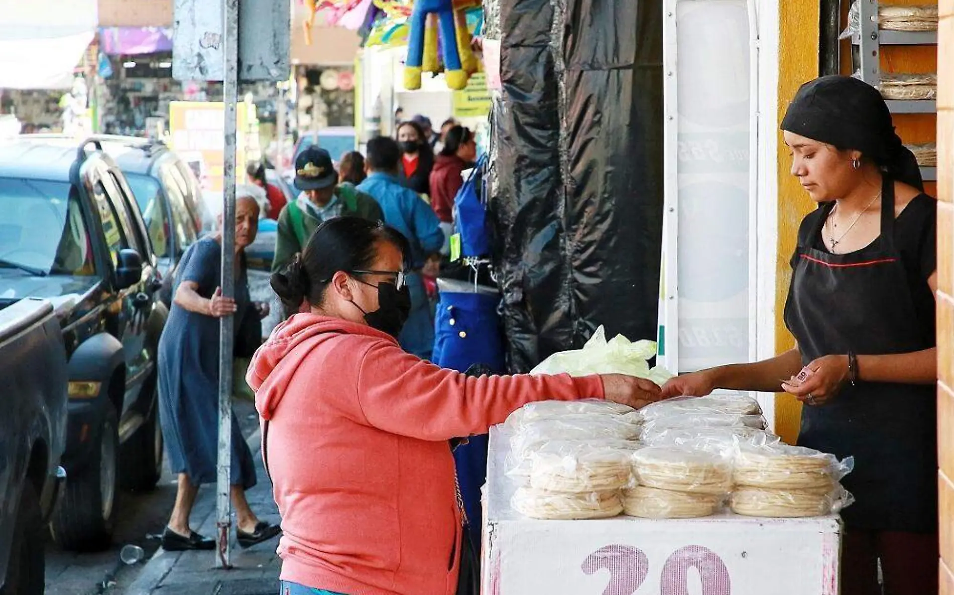 No hay piso parejo para comercio local: Canacope